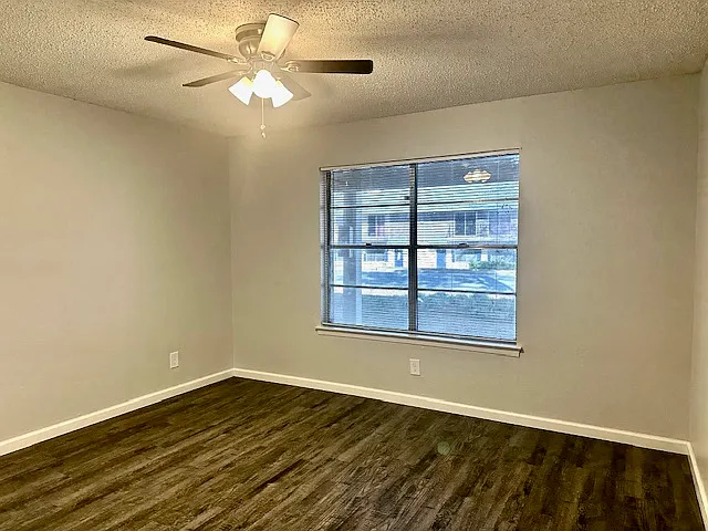 1231 Cavender Dr #101 — Photo 5