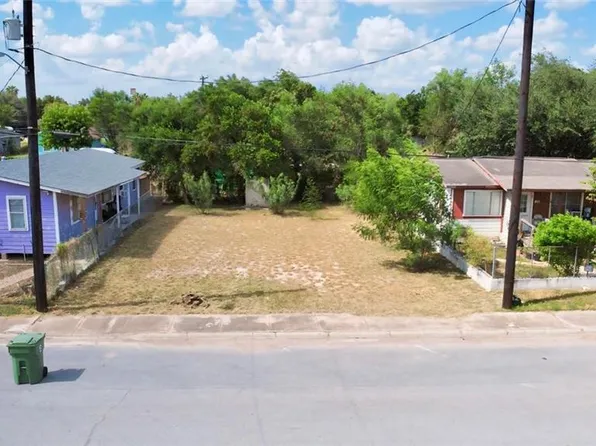 1018 E Acacia Ave, Alamo, TX 78516