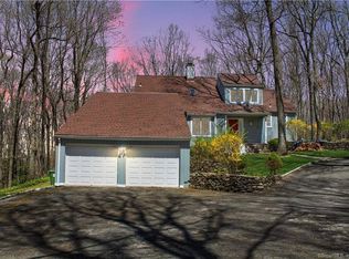 45 Seventy Acre Rd, Redding, CT 06896