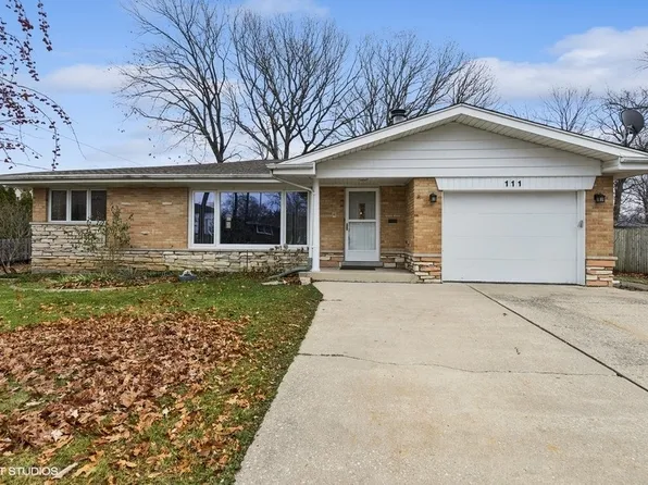 111 N Cedar Ave, Wood Dale, IL 60191