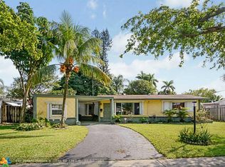 1420 W River Dr, Margate, FL 33063