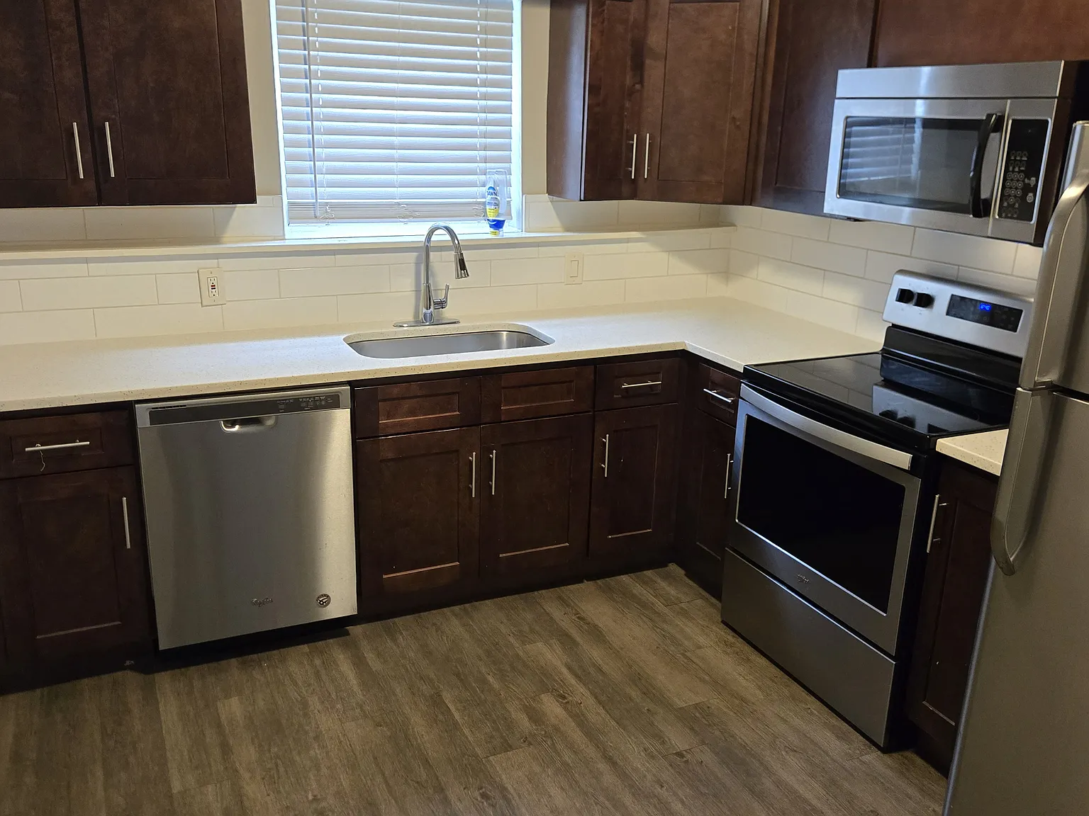 Updated Apartment in Martin City / South Kansas City — Photo 3