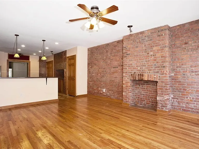 202 Warren St #1 — Photo 3