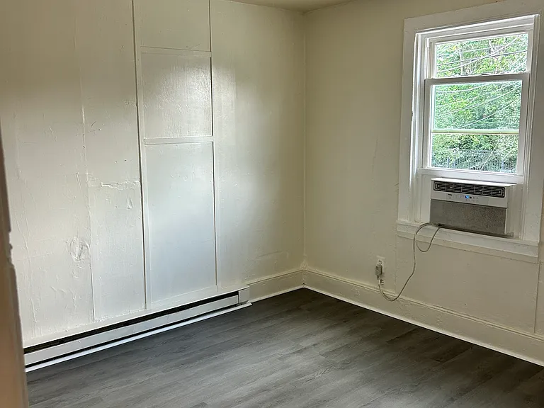 313 Prince Edward St #2 — Photo 7