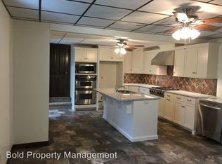 17 W Mill St, Pine Grove, PA 17963