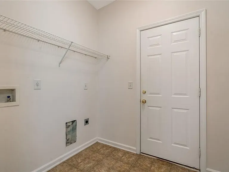 210 Harmony Lake Dr — Photo 19