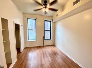 221 4th St APT 1R, Jersey City, NJ 07302