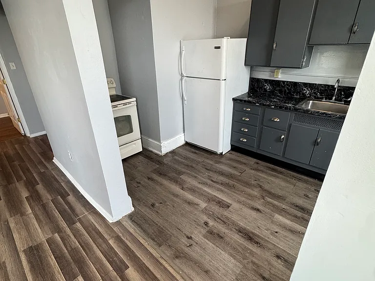 702 Centre St #3 — Photo 3