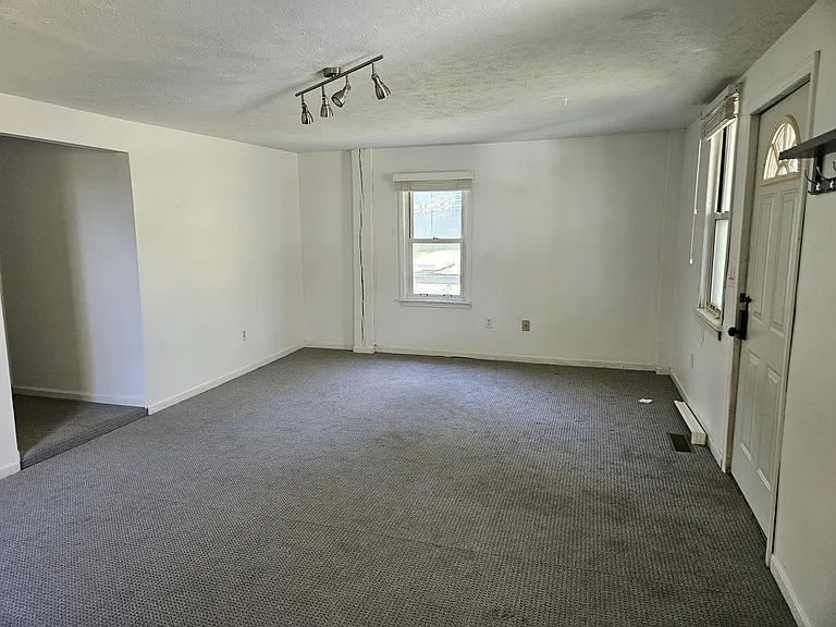 Barlow Hill Rd — Photo 3