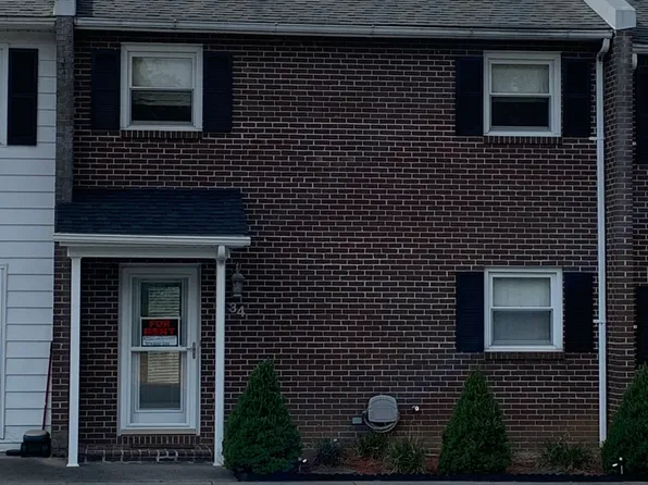 34 Sedgewood Twnhse, Bluefield, VA 24605