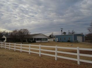 515 Main St, Lone Wolf, OK 73655