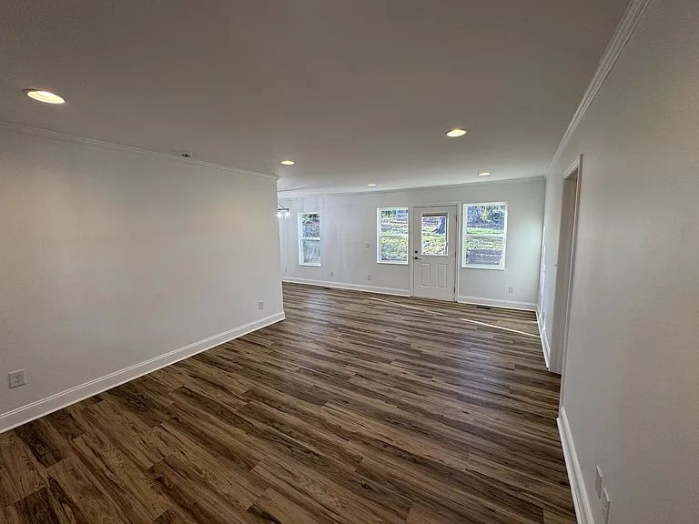 3895 Azalean Dr — Photo 10