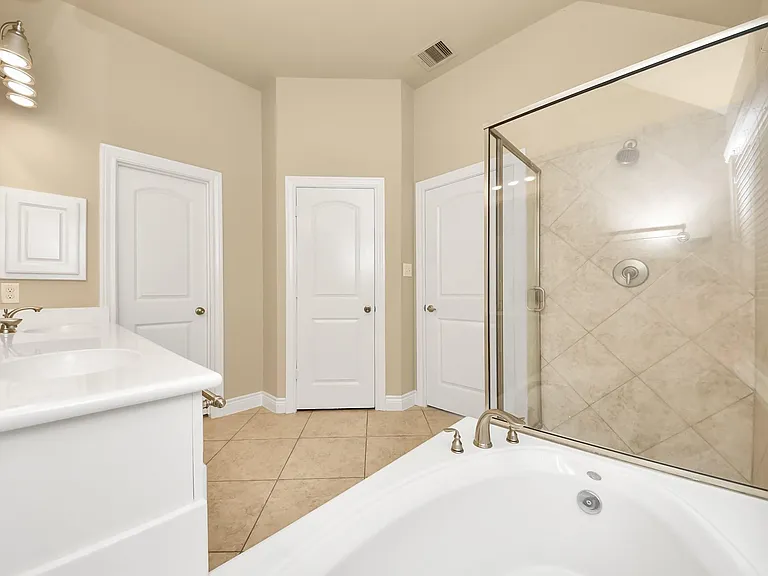 5315 Troutline Ln — Photo 14