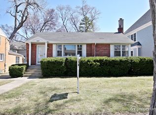 157 S Rex Blvd, Elmhurst, IL 60126