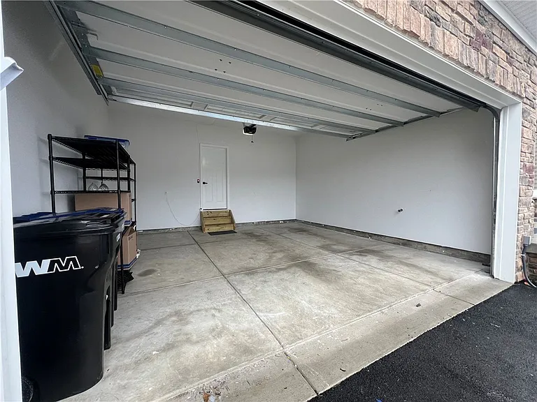 153 Melinda Ct — Photo 4