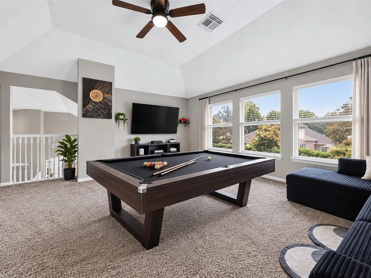 4 bed, 2.5 bath, 2751 sqft, $2,900 — Photo 4