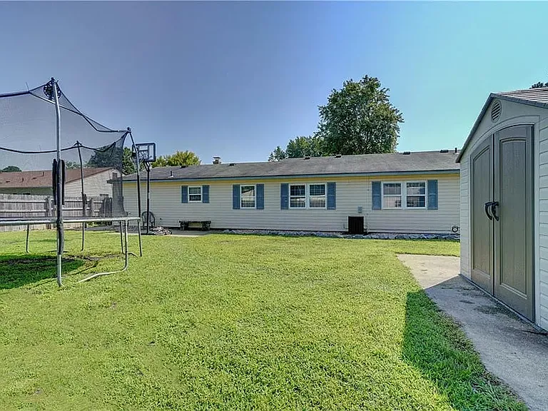 1434 Poinsetta Arch — Photo 19