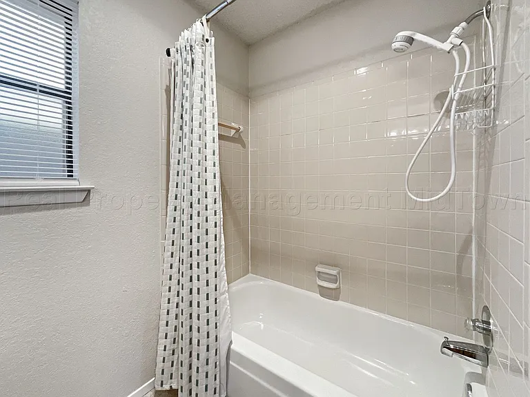 841 S Atkerson Ln — Photo 13