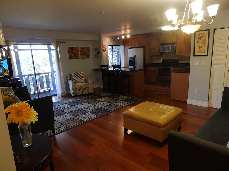62 South St #9 — Photo 6