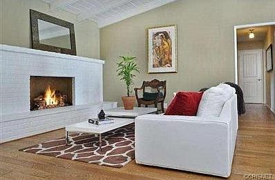 5th image of 5655 Varna Ave