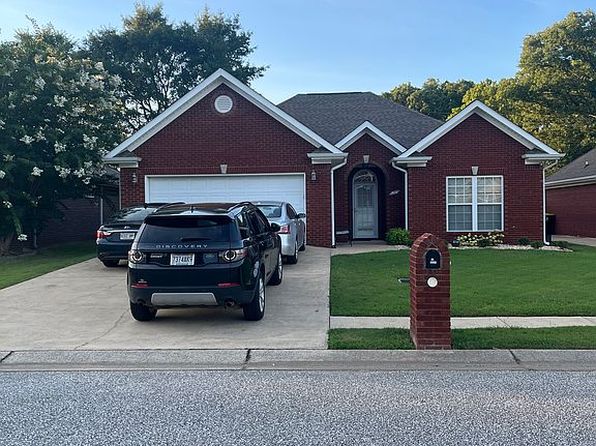 30 Ashton Ln
