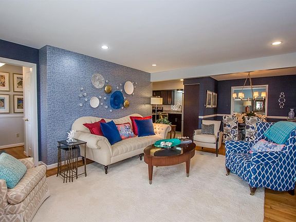 4th image of 262 Leawood Dr