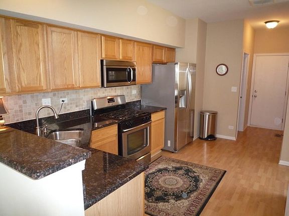 4th image of 1026 Woodview Ct #1026