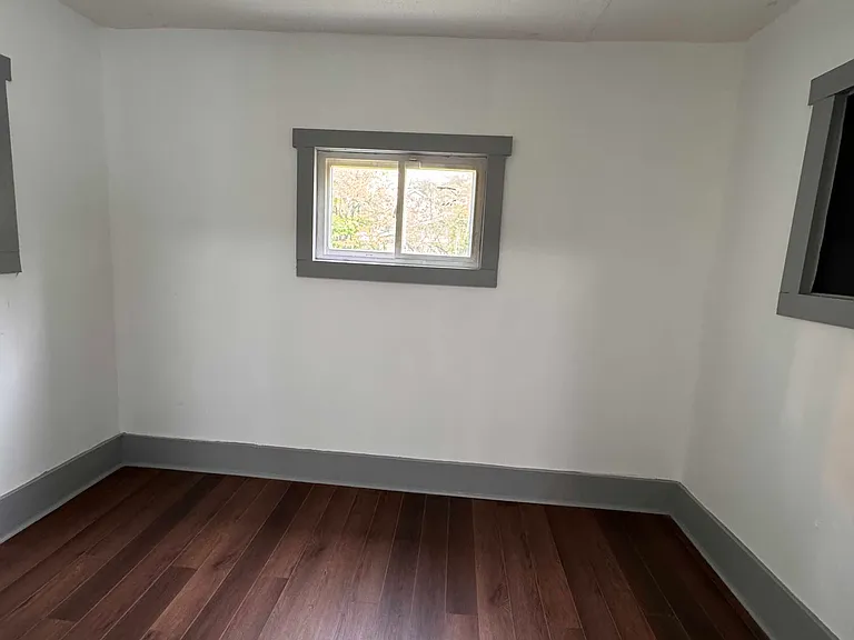 13500 Eaglesmere Ave — Photo 15