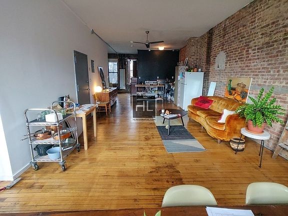 4th image of 227 Knickerbocker Ave Floor 2