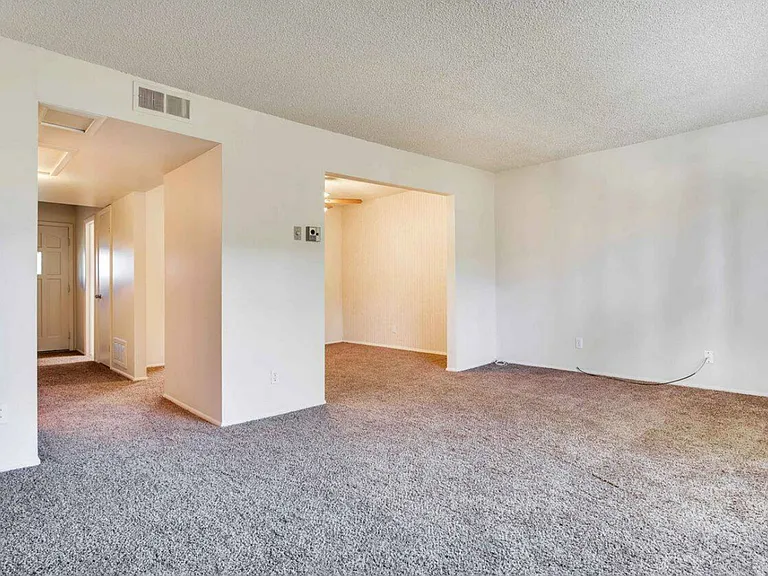 Cambridge Dorchester Apartment Homes — Photo 94