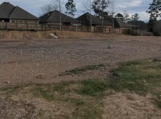 8 Woodlands Park Dr, Little Rock, AR 72211