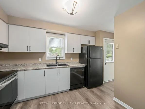 83 Bonaventure Dr, London, ON N5V 4A7