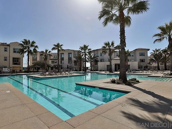 4th image of 5264 Beachfront Cove St #216