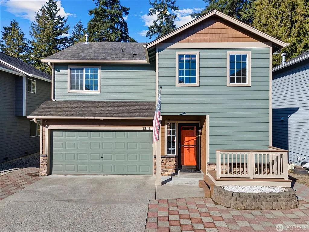 3 bed, 2.5 bath, 1876 sqft, $3,350 — Photo 1