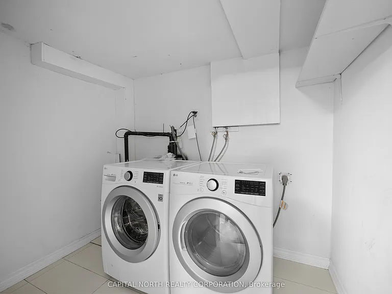 86 Breeze Dr — Photo 31