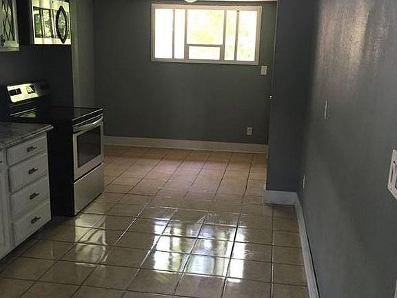 5th image of 5621 Highland Ave #1