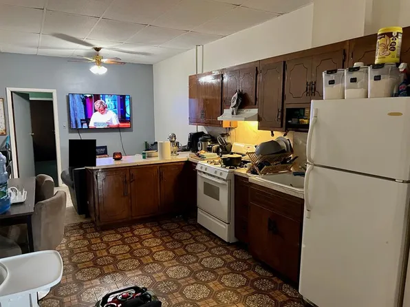 60-85 55th Street image 3 of 8