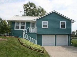 1104 N Doniphan St, Lawson, MO 64062