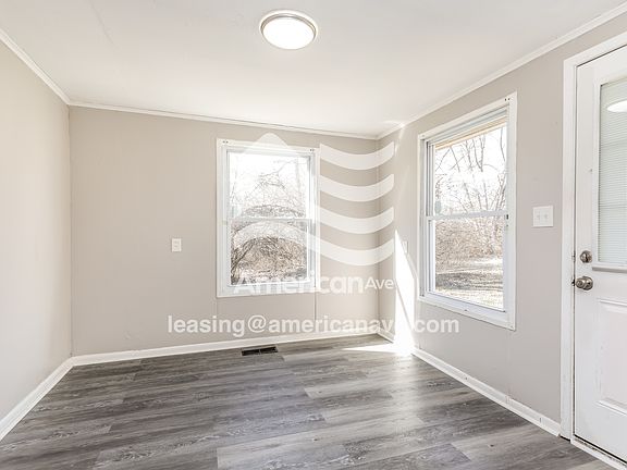 3-Living Room