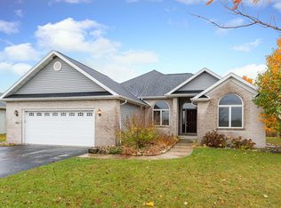 203 Chesterfield Dr #A, Waterman, IL 60556