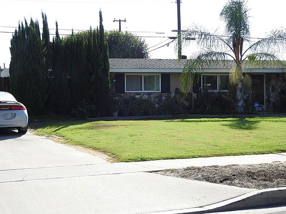 2nd image of 13302 Dawn Ave
