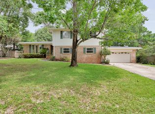 39 Walnut Ave, Shalimar, FL 32579