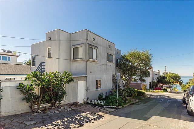1st image of 2820 Alma Ave