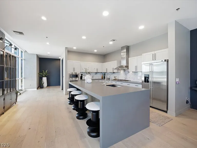 4575 Dean Martin Dr #307 — Photo 3