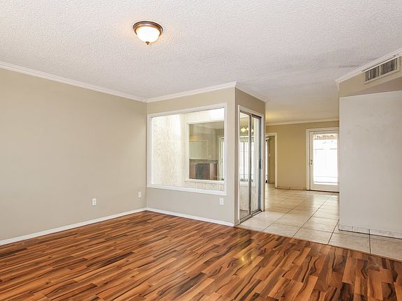 4th image of 3022 W Villa Theresa Dr