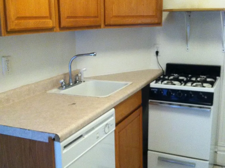 803 W 20th St #4 — Photo 1