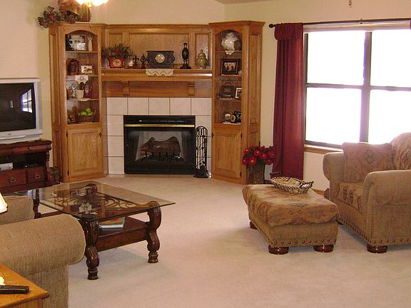 5th image of 5809 E McMillin Dr