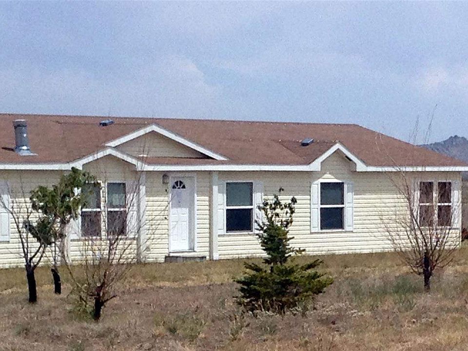 1st image of 307 Pioneer Dr