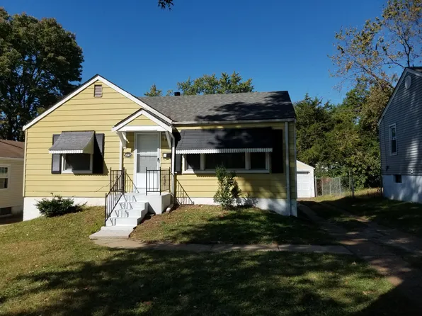 2017 Bainbridge Dr, Saint Louis, MO 63133
