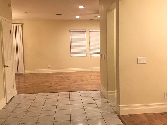 4th image of 6050 Lily Rock Dr